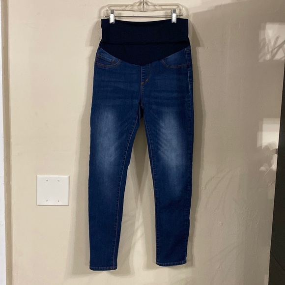 Skinny Over the Belly Maternity Jeans - Picture 1 of 1